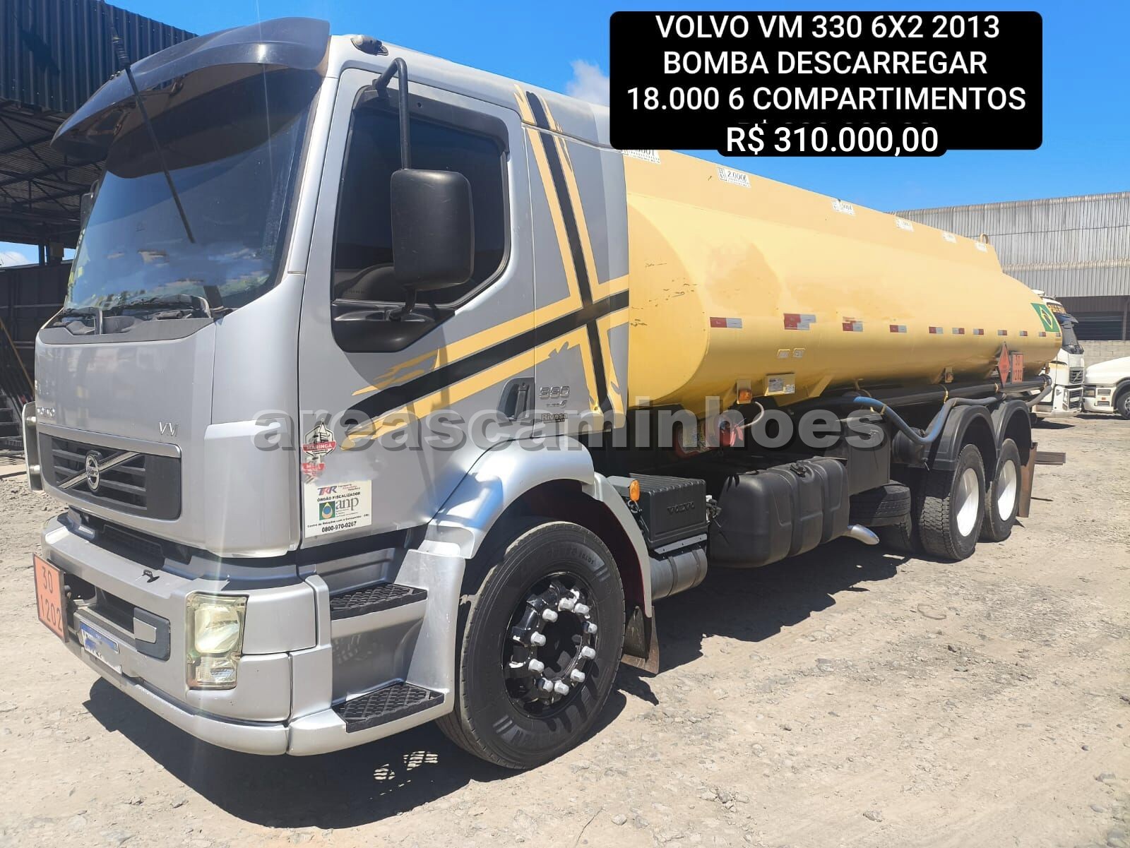 VOLVO VM 330 6x2 TANQUE COMPARTIMENTADO