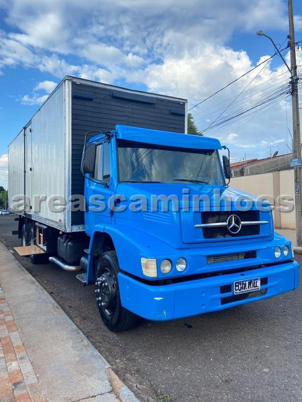 MERCEDES-BENZ L 1620 6X2 BAÚ