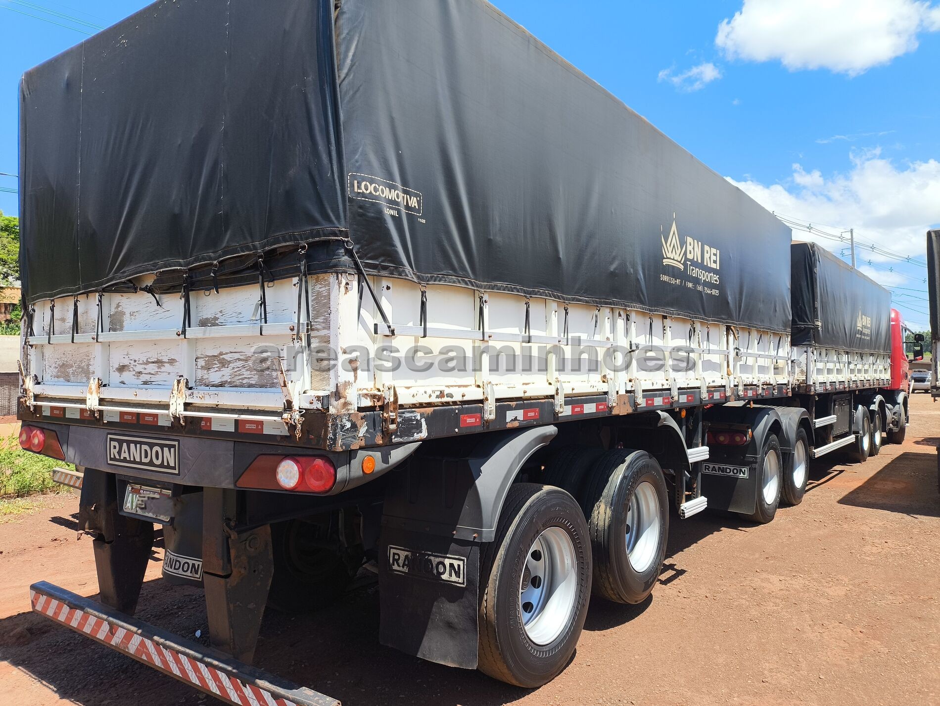 BITREM GRANELEIRO RANDON COM PNEUS