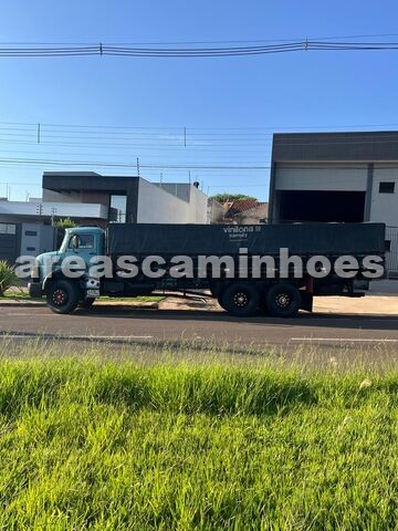 MERCEDES-BENZ L 1518 6X2 GRANELEIRO REDUZIDO