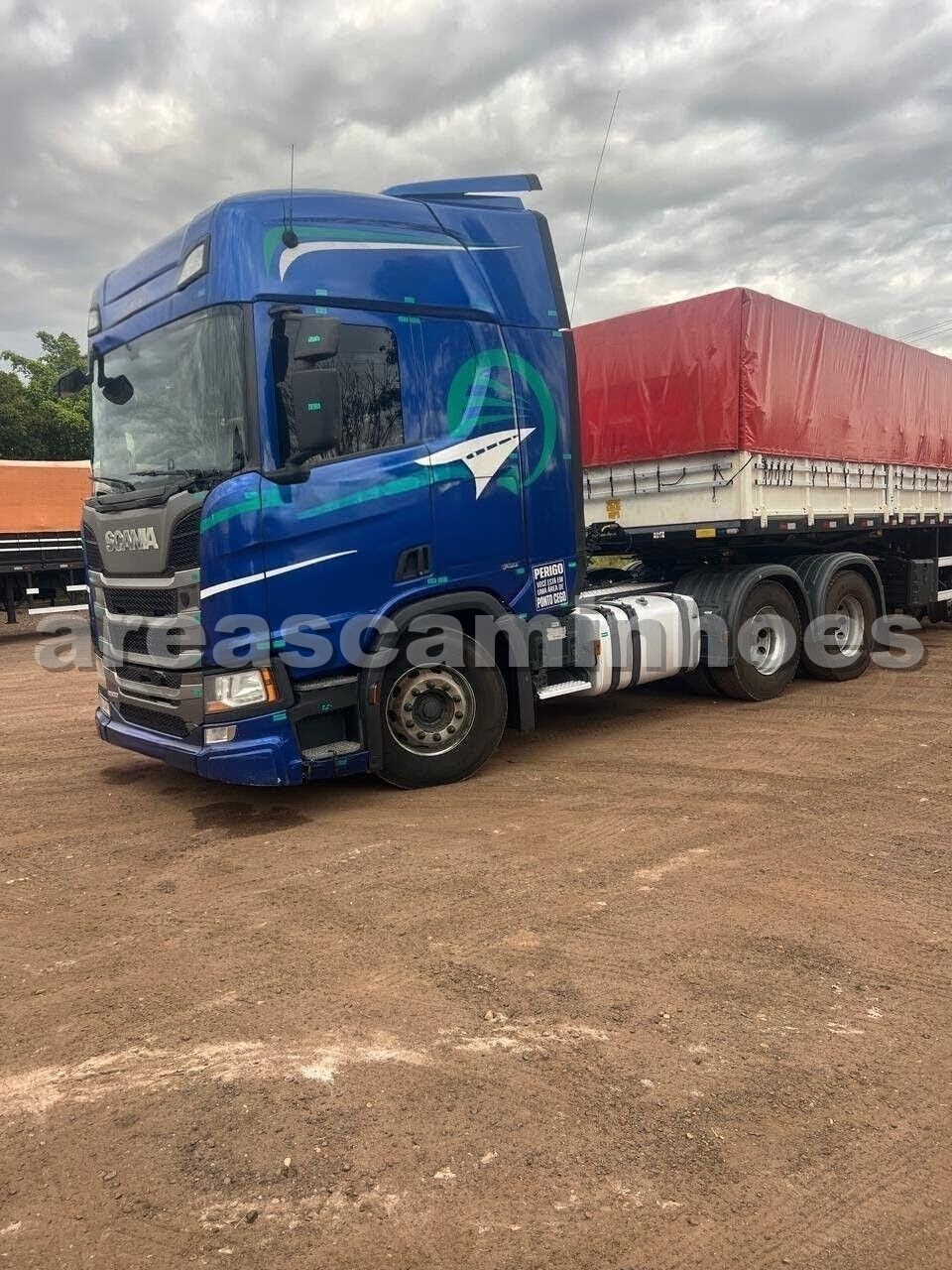 SCANIA R 500 6X4 TETO ALTO RETARDER MOLEJO