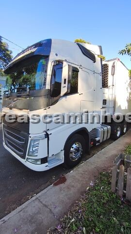 VOLVO FH 460 6x2 GLOBETROTTER