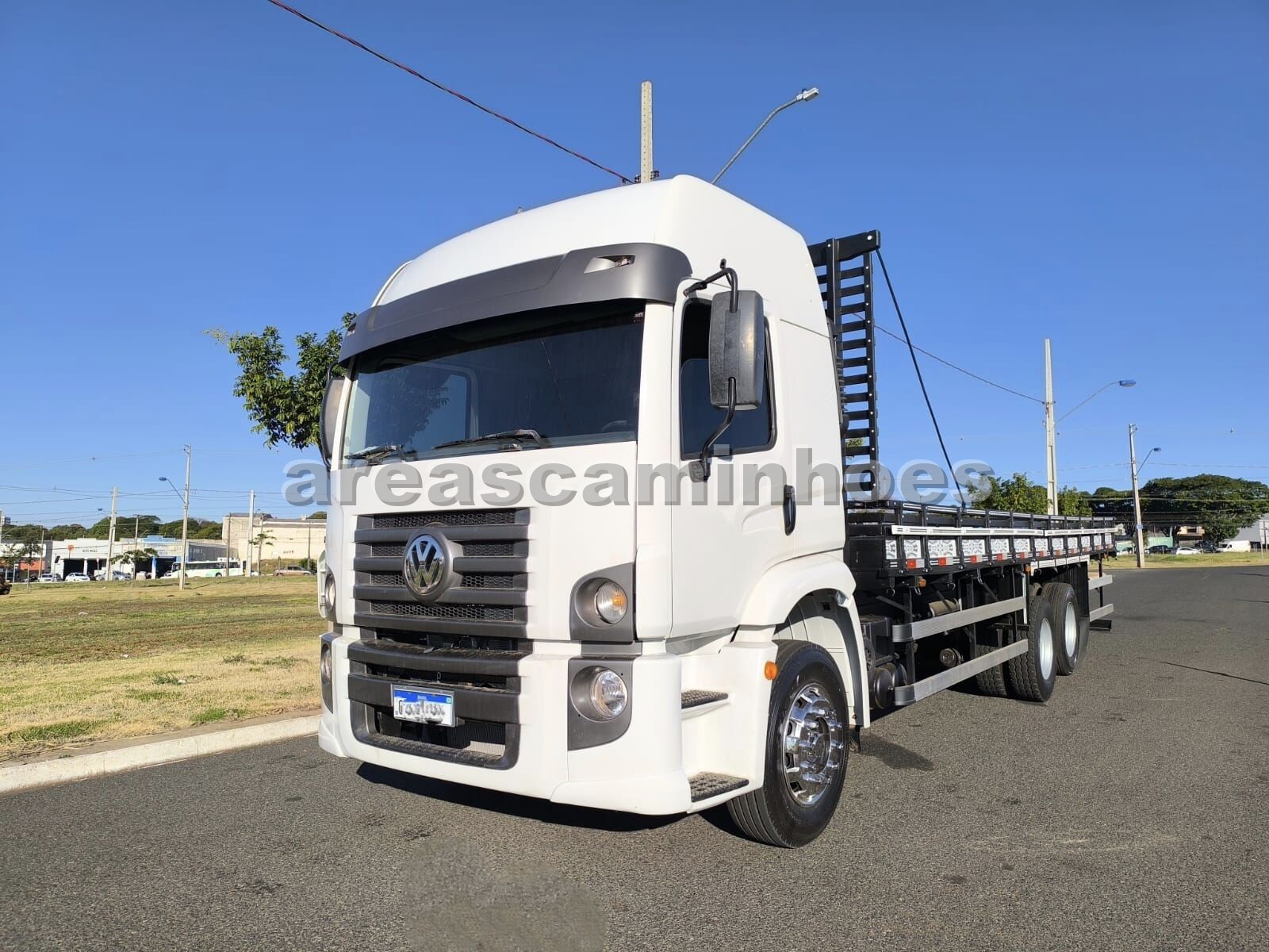 VOLKSWAGEN 24.280 CONSTELLATION 6X2 CARGA SECA