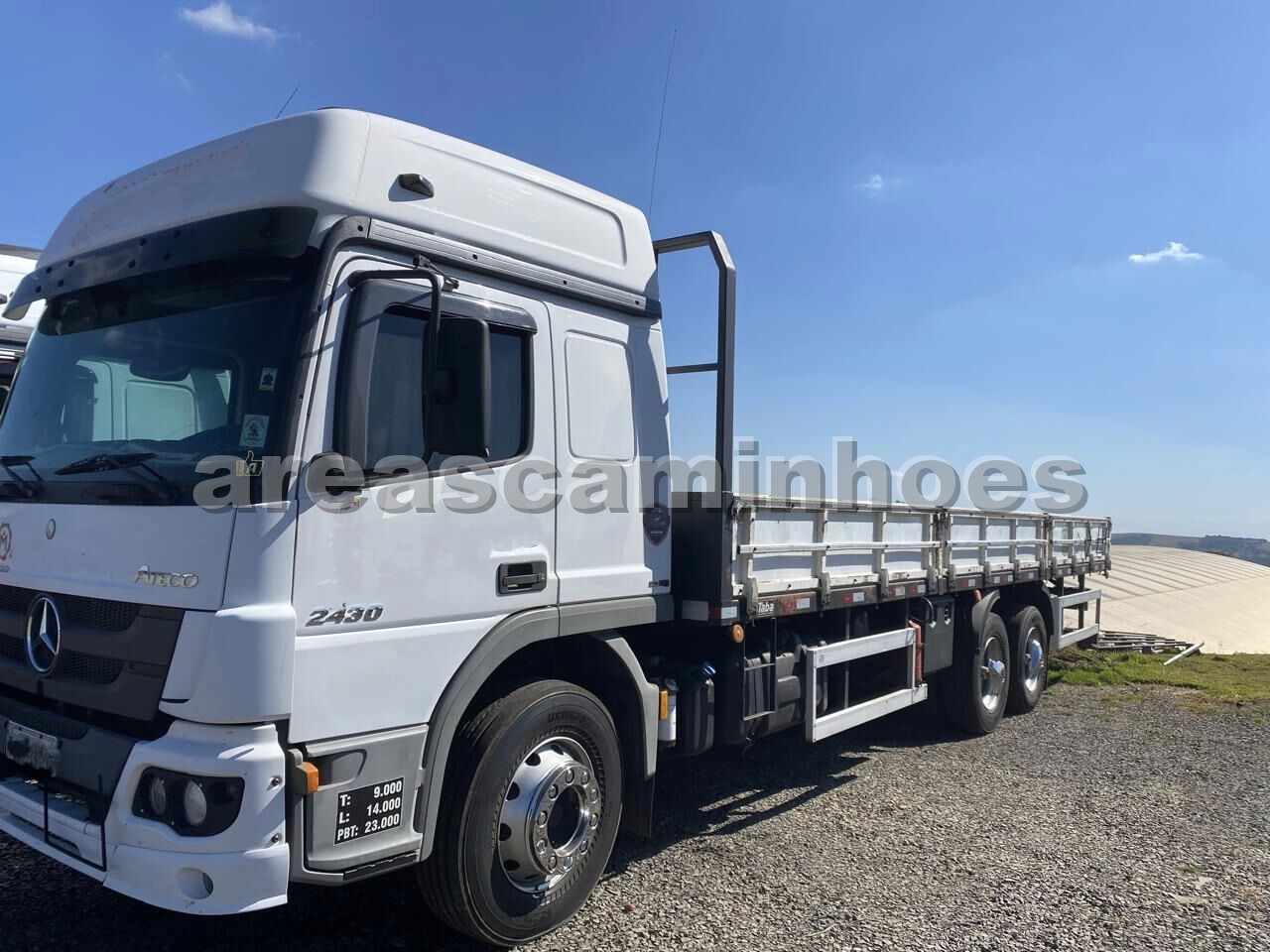 MERCEDES-BENZ ATEGO 2430 CARGA SECA