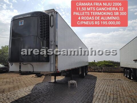 CÂMARA FRIA NIJU 22 PALLETS GANCHEIRA