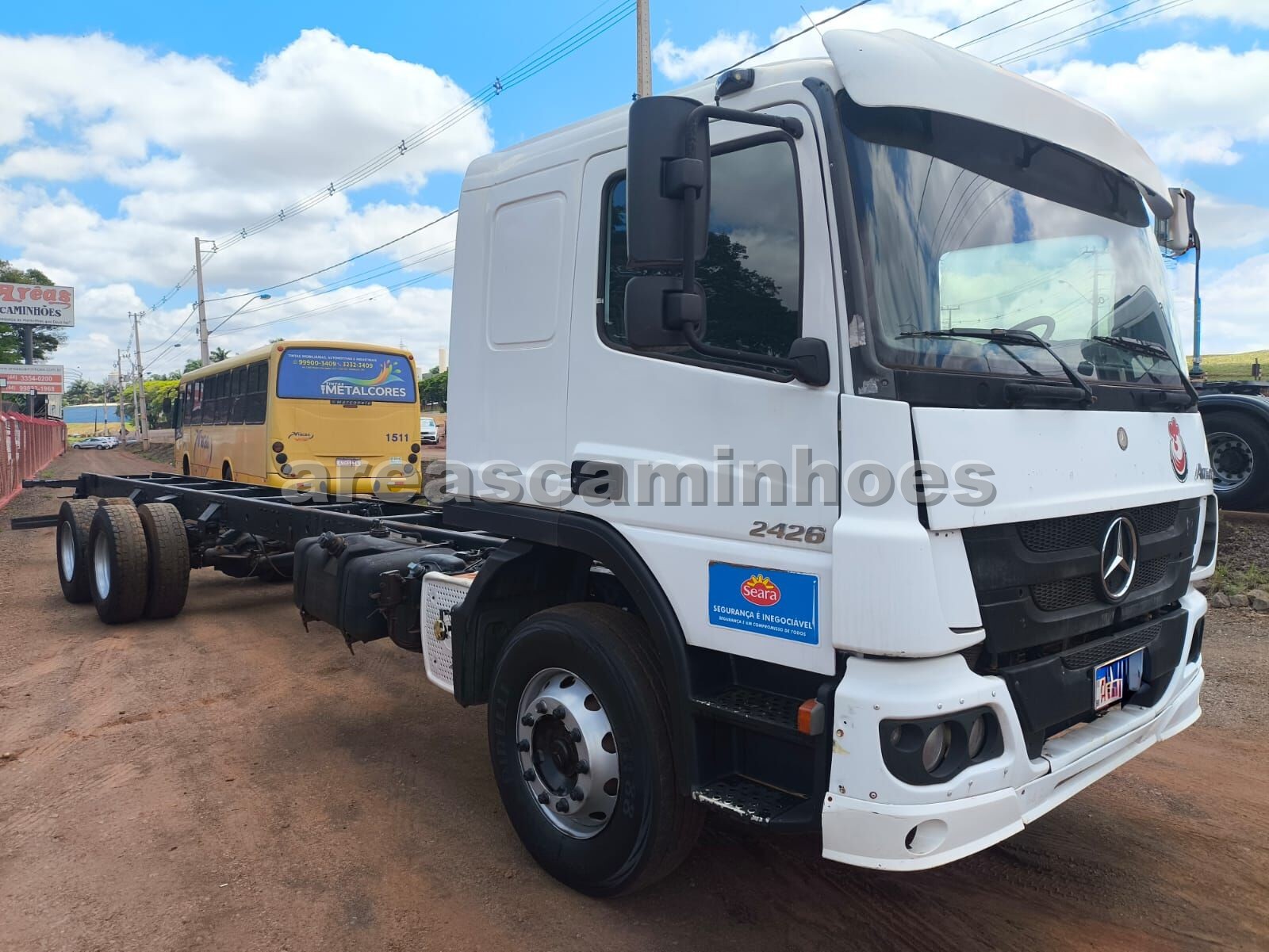 MERCEDES-BENZ ATEGO 2426 6X2 CHASSI 10 MTS